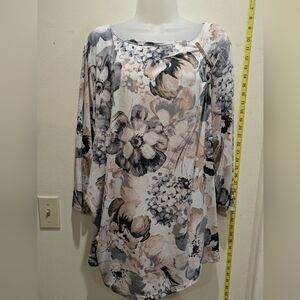 Calvin Klein Black and Cream Floral Blouse Size 2x